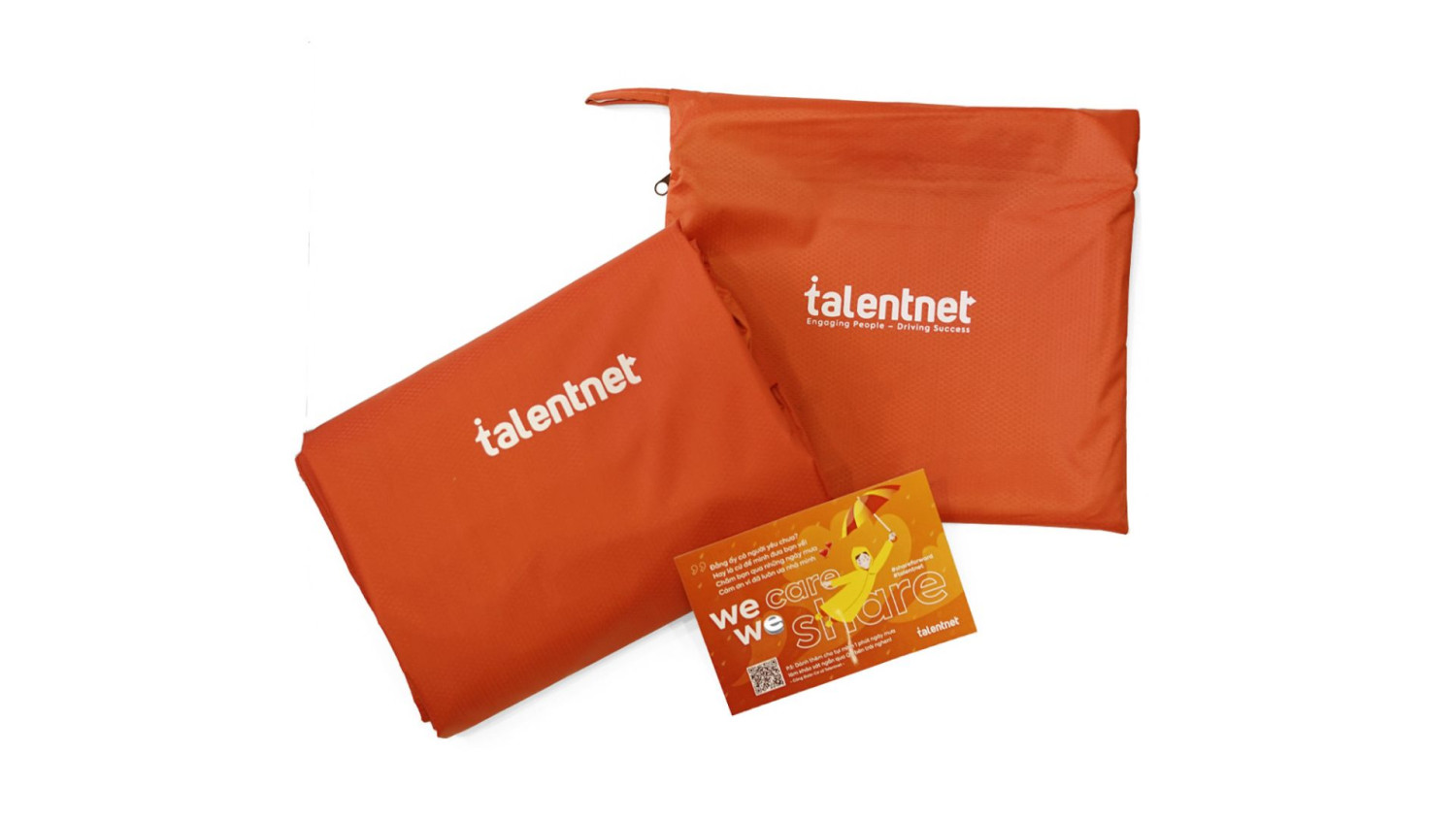 ao-mua-la-nguoi-ban-dong-hanh-voi-khach-hang-mua-xe-may-1705848809