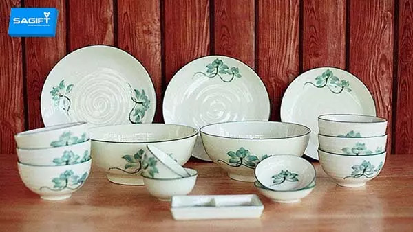 bo-chen-bat-dia-cao-cap-in-logo-cua-sagift-1704200075