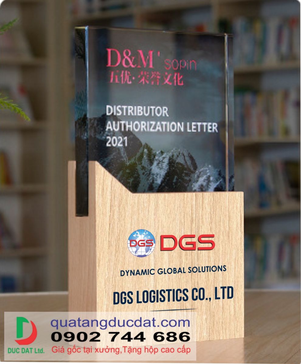 cong-ty-qua-tang-duc-dat-thiet-ke-ky-niem-chuong-tinh-xao-va-doc-dao-1703304748