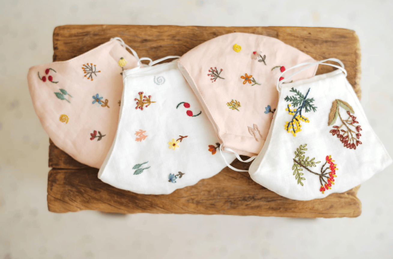 mot-so-bien-tau-cua-chiec-khau-trang-dong-phuc-khi-di-lam-03-1713950104