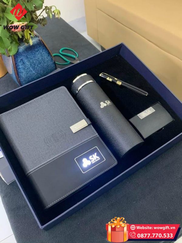 tinh-thuc-te-cao-thong-qua-bo-qua-tang-nganh-bao-hiem-1704199999