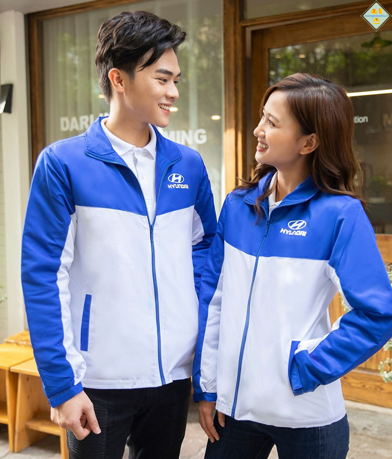 Một chiếc áo đồng phục nhóm làm mọi người trong tập thể hài lòng là thành công lớn nhất