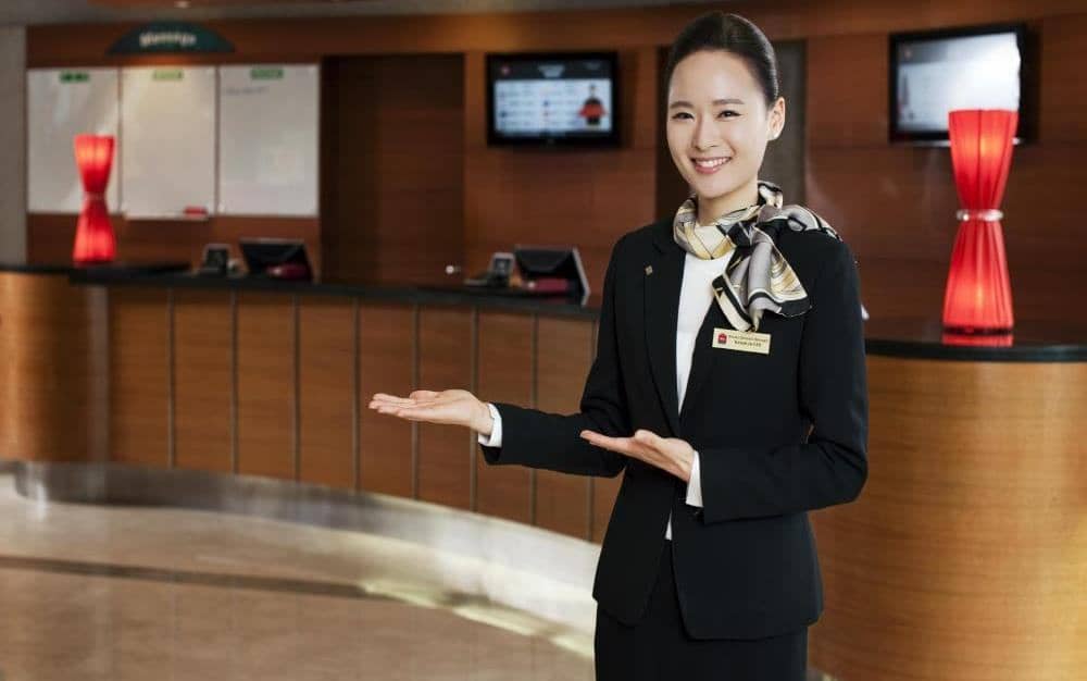 tong-hop-kinh-nghiem-can-luu-y-khi-dat-may-dong-phuc-cho-le-tan-03-1712134926