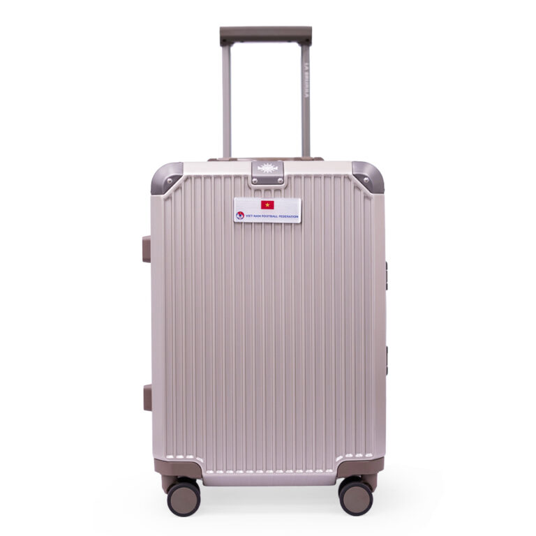 vali-qua-tang-khoa-khung-gan-logo-kim-loai-11676-1693029165-01693029165