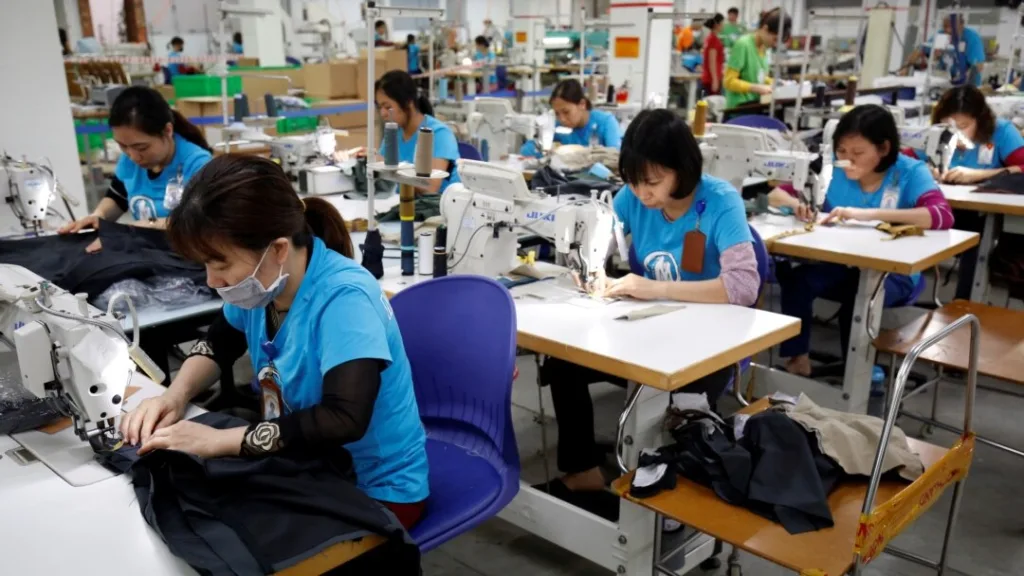 Xưởng may diện tích lên đến 500m2 với máy móc hiện đại