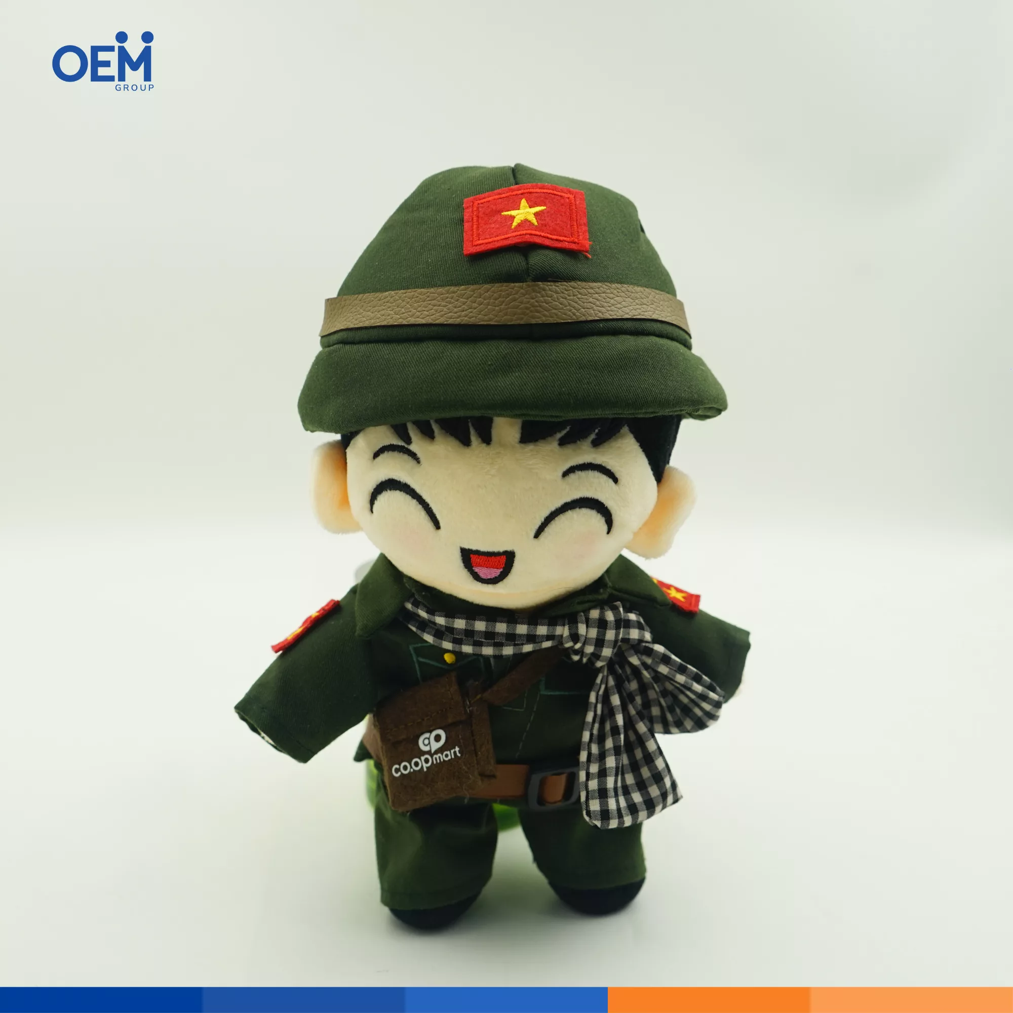 Gấu bông chú bộ đội – quà tặng doanh nghiệp tinh thần Việt Nam