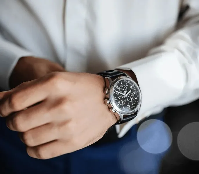 Đồng hồ chính hãng