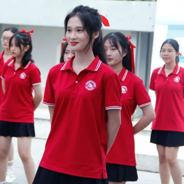 Đồng phục Trường Đại học Ngoại Thương